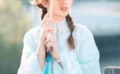 停电了被男同桌狂揉我奶胸动态图